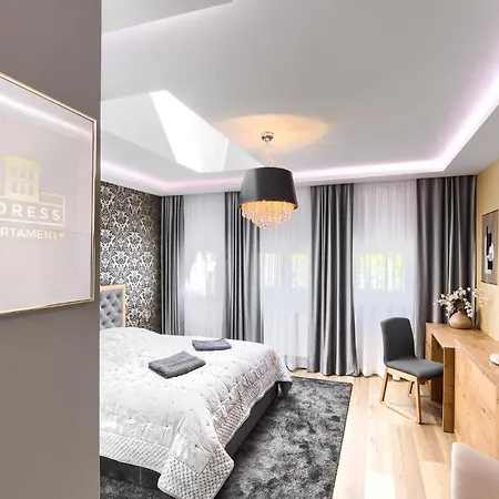 Toress Deptak דירה שצ'צ'ין