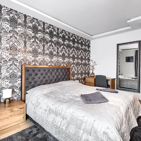 Toress Deptak *