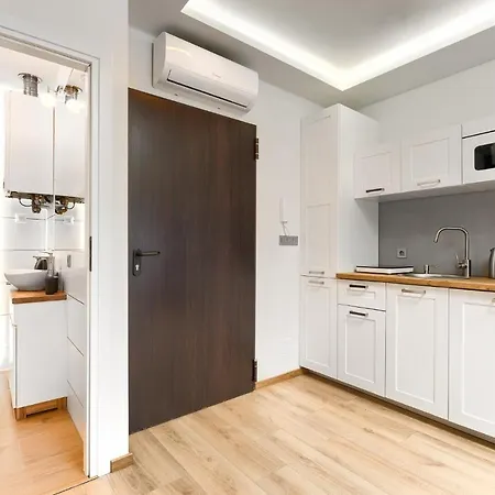 Toress Deptak דירה שצ'צ'ין