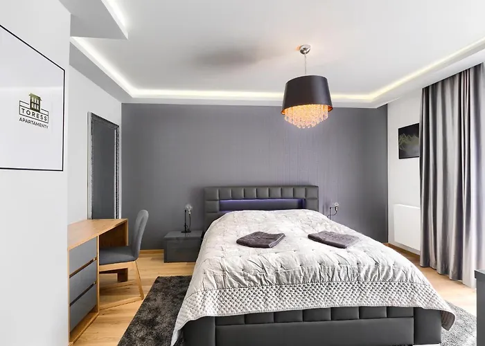 Toress Deptak شقة