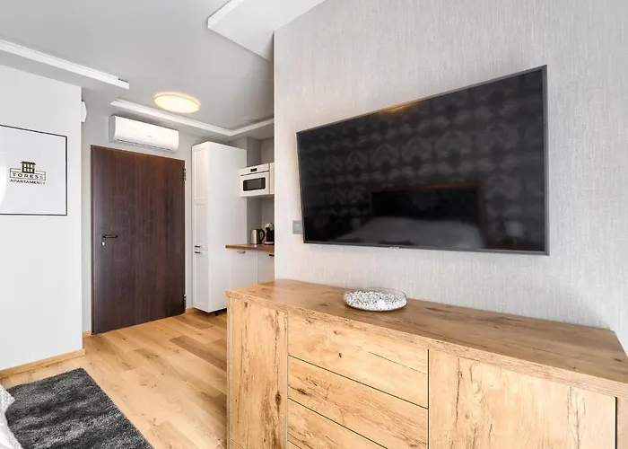 Toress Deptak شقة *